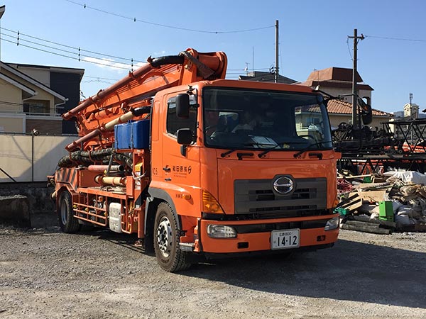 コンクリートポンプ車 | 保有機械・保有資格者数 | 会社情報 | 株式会社原田組